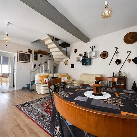 Holiday home Maison Spacieuse Et Accueillante Proche Du Centre-ville - 6pers *