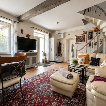 Maison Spacieuse Et Accueillante Proche Du Centre-ville - 6pers Holiday home Angers